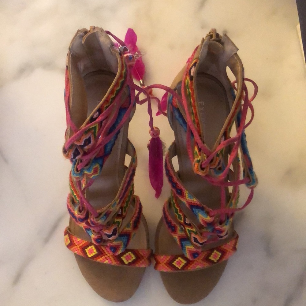 Express Sandals - Picture 5 of 5